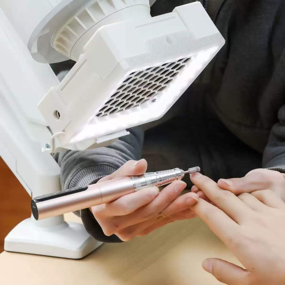 2025 Latest Portable Manicure  - Mini Wind Turbine Vertical のレビューと価格